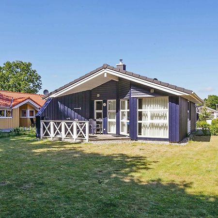 5 Person Holiday Home In เกรอมิทซ์ ภายนอก รูปภาพ