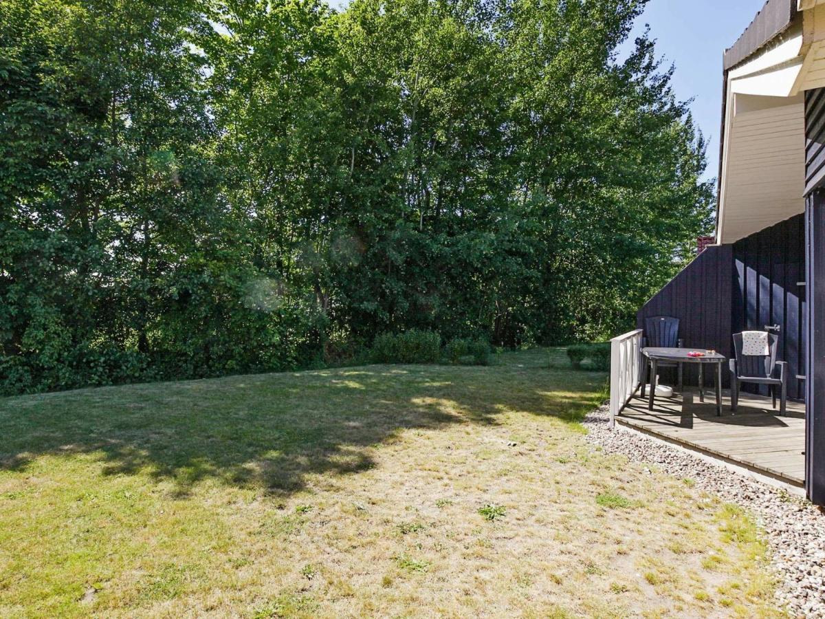 5 Person Holiday Home In เกรอมิทซ์ ภายนอก รูปภาพ