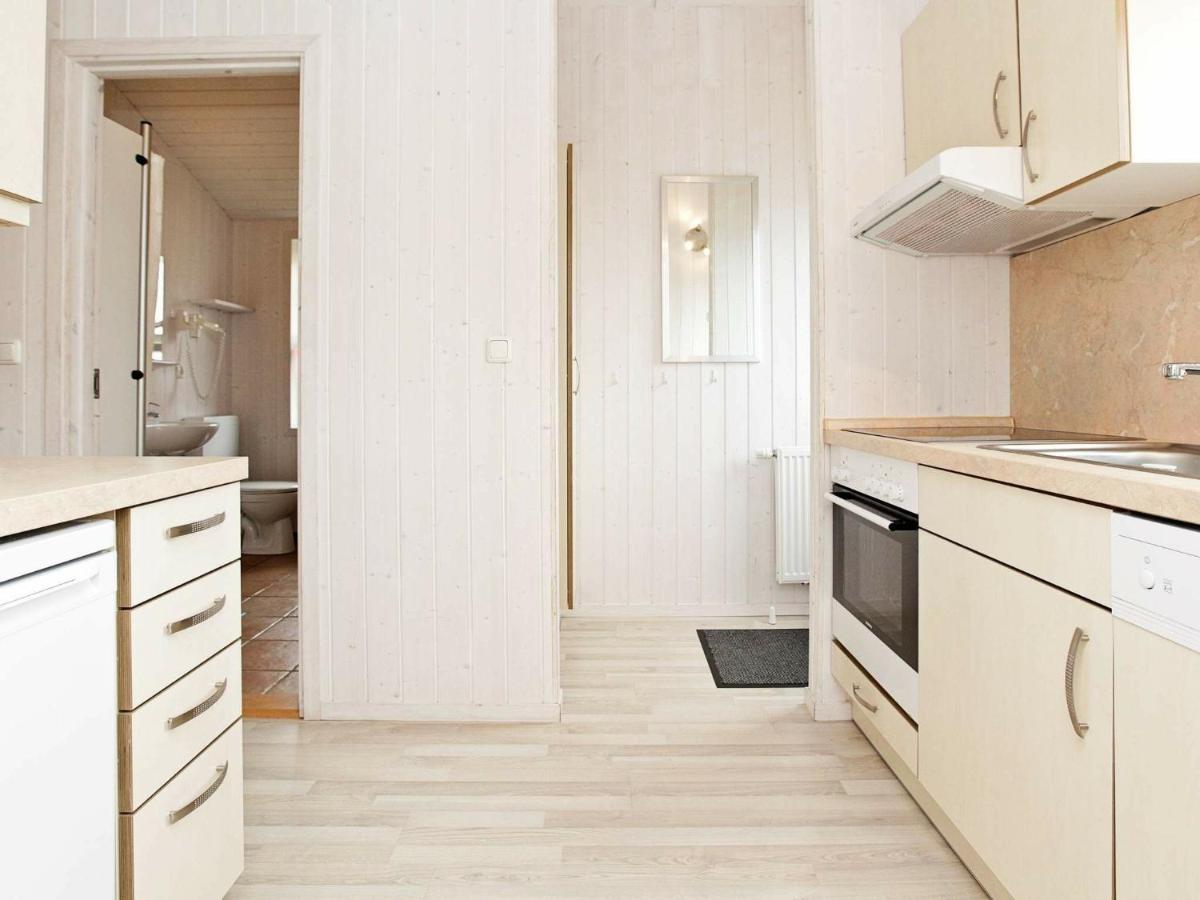 5 Person Holiday Home In เกรอมิทซ์ ภายนอก รูปภาพ